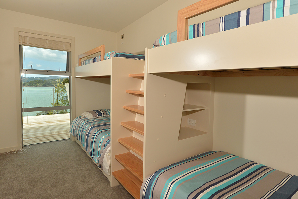 Bay of Islands Beach House luxury beachfront accommodation in Paihia